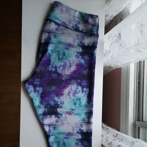 Reversable Crop Leggings